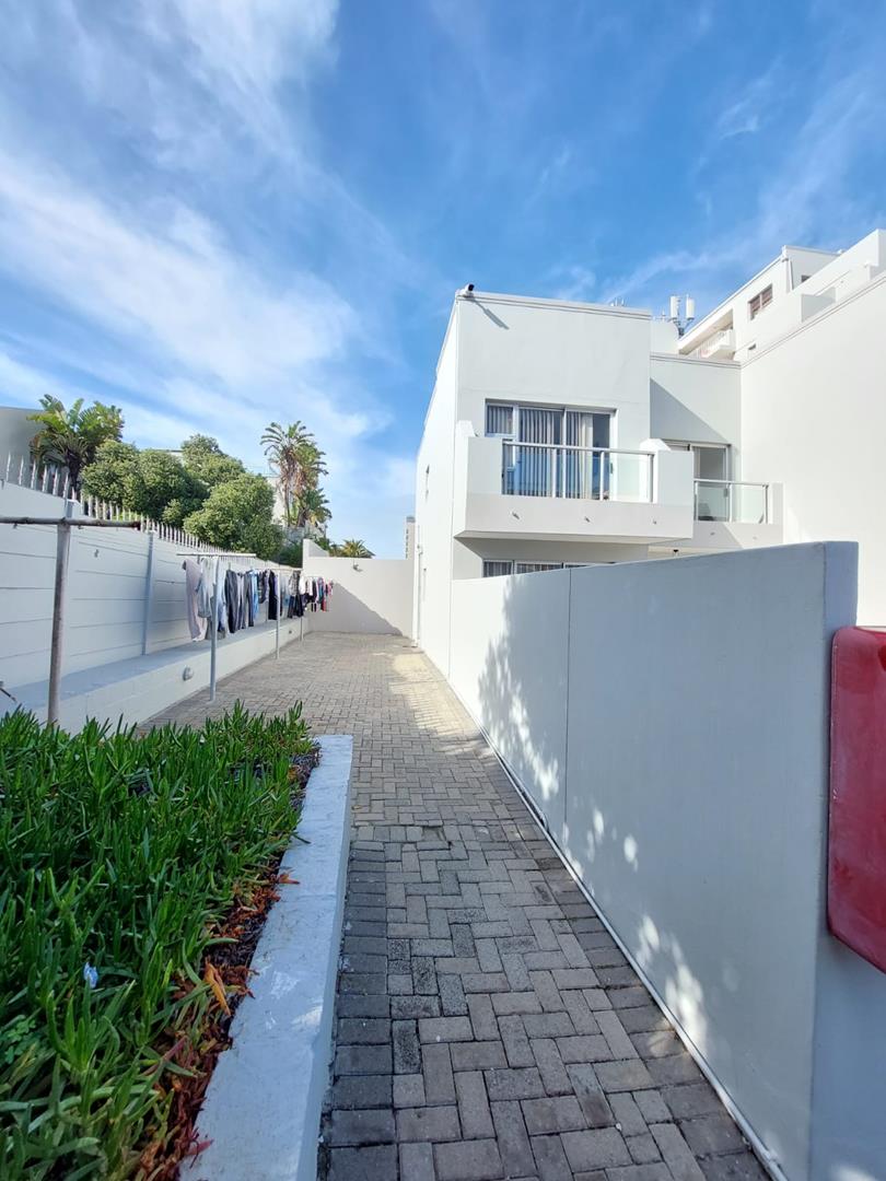 To Let 1 Bedroom Property for Rent in Table View Western Cape